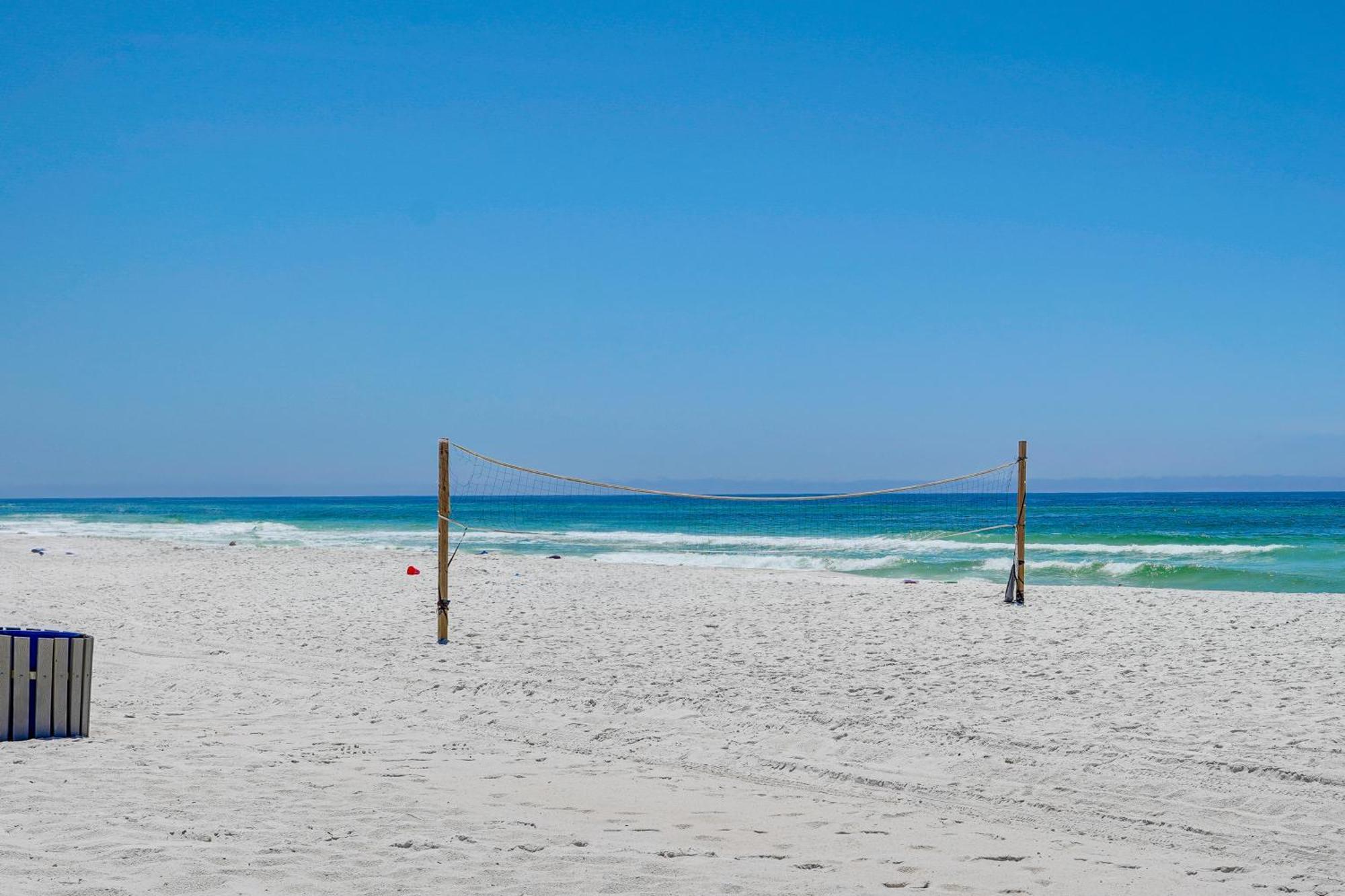 Chic Pcb Getaway With Private Yard - Walk To Beach! Panama City Beach