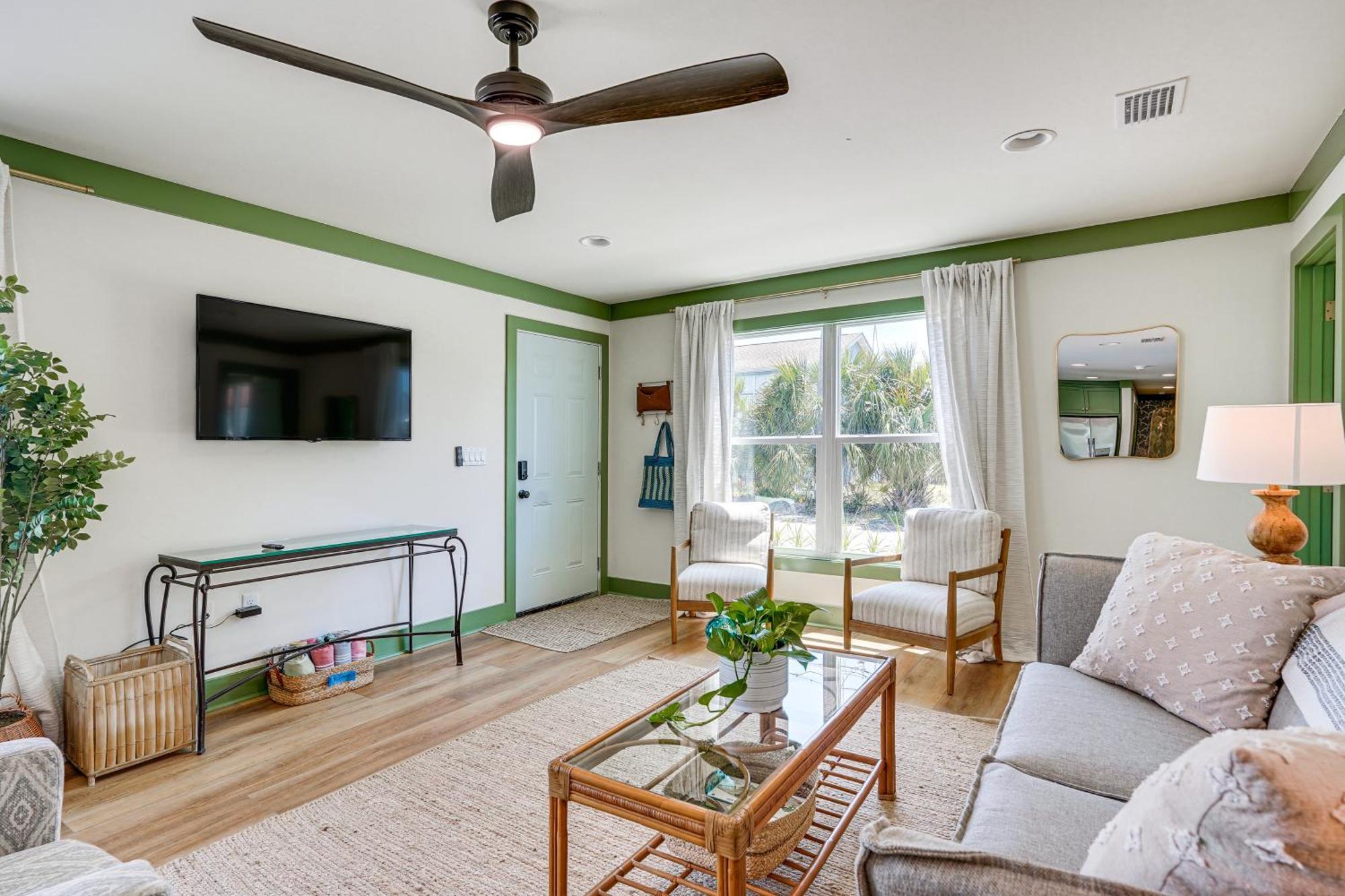 Holiday home Chic Pcb Getaway With Private Yard - Walk To Beach!