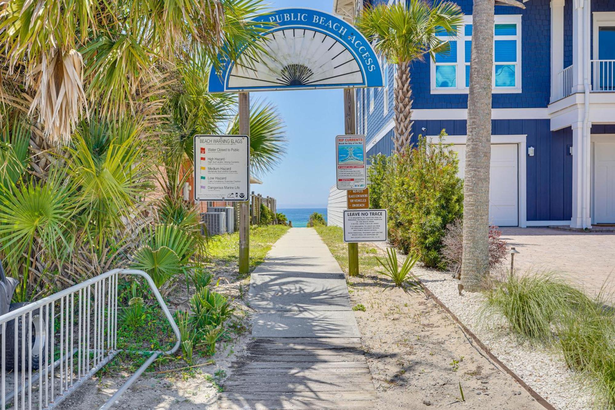 Holiday home Chic Pcb Getaway With Private Yard - Walk To Beach! *